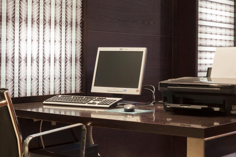 Ac Hotel Badajoz By Marriott Dış mekan fotoğraf