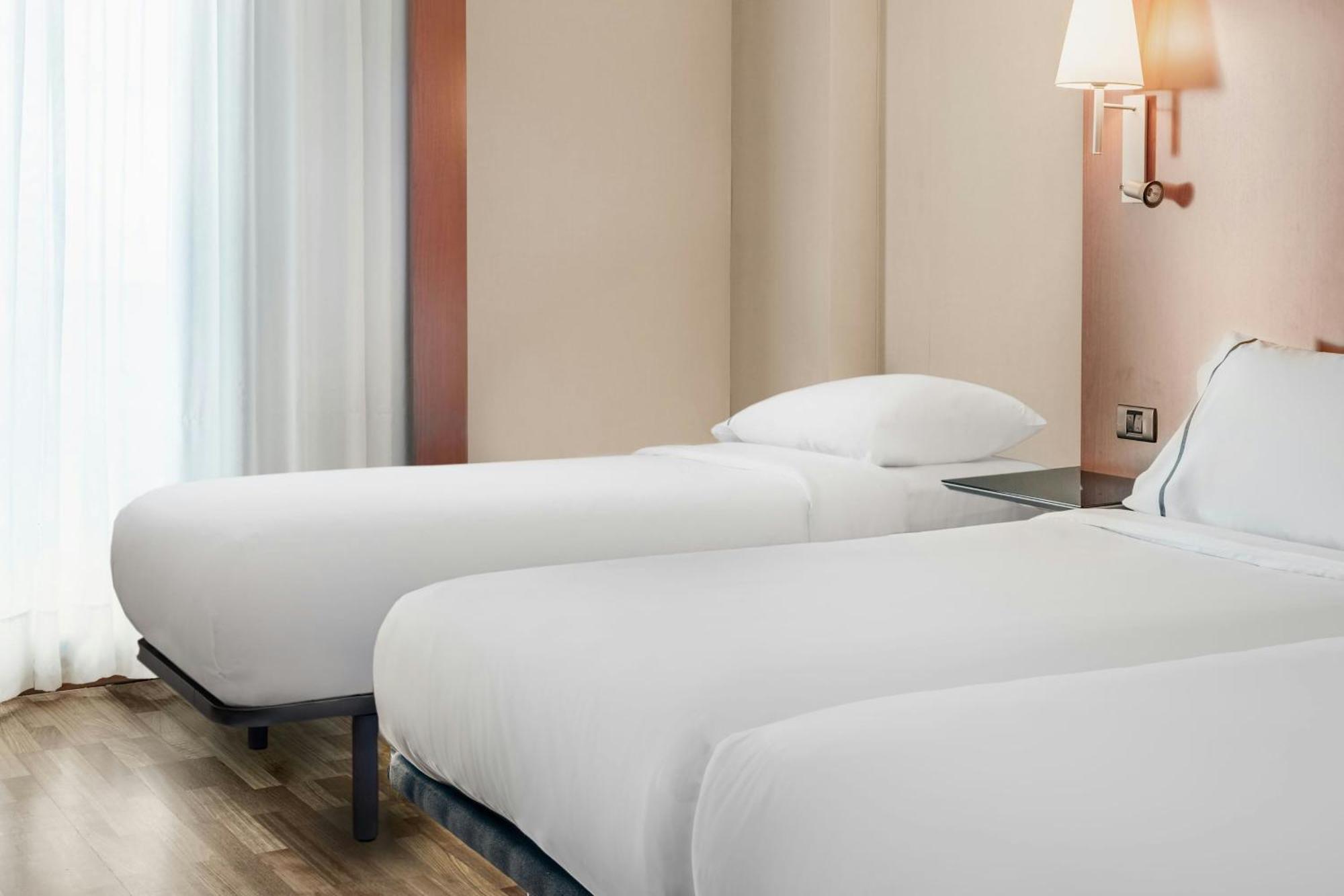 Ac Hotel Badajoz By Marriott Dış mekan fotoğraf